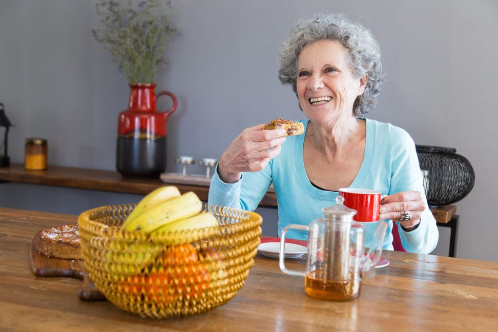 Nutrición y Longevidad: Cómo la Alimentación Puede Contribuir a un Envejecimiento Saludable